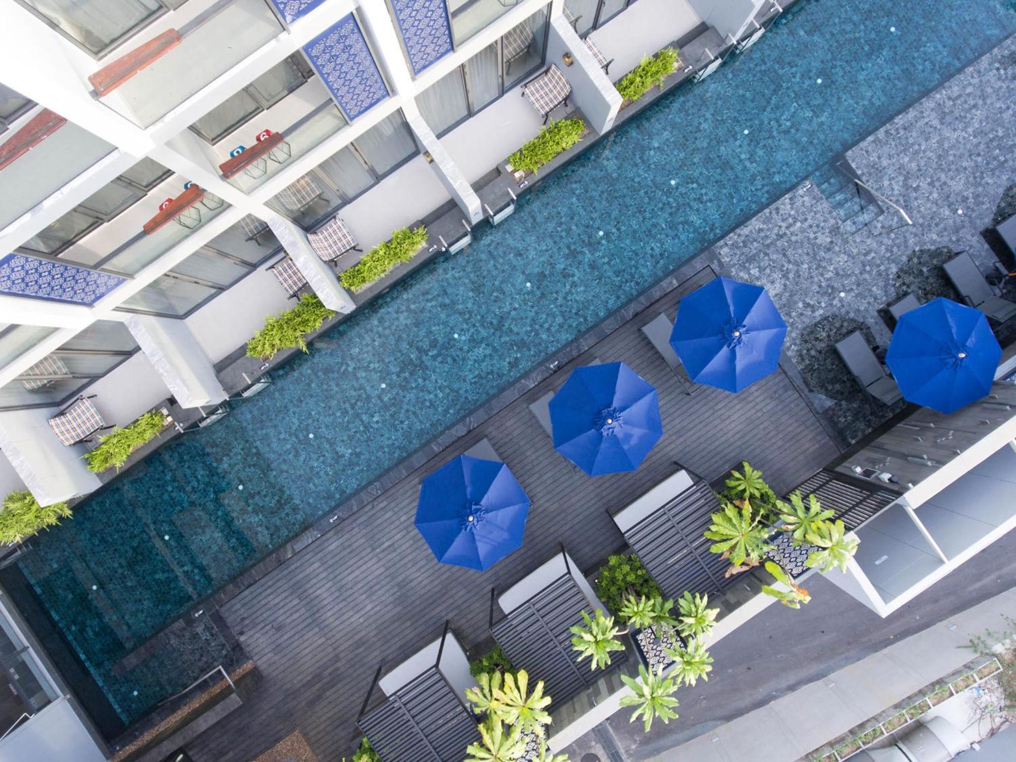 Hotel Indigo Phuket Patong By Ihg מראה חיצוני תמונה The swimming pool at the hotel