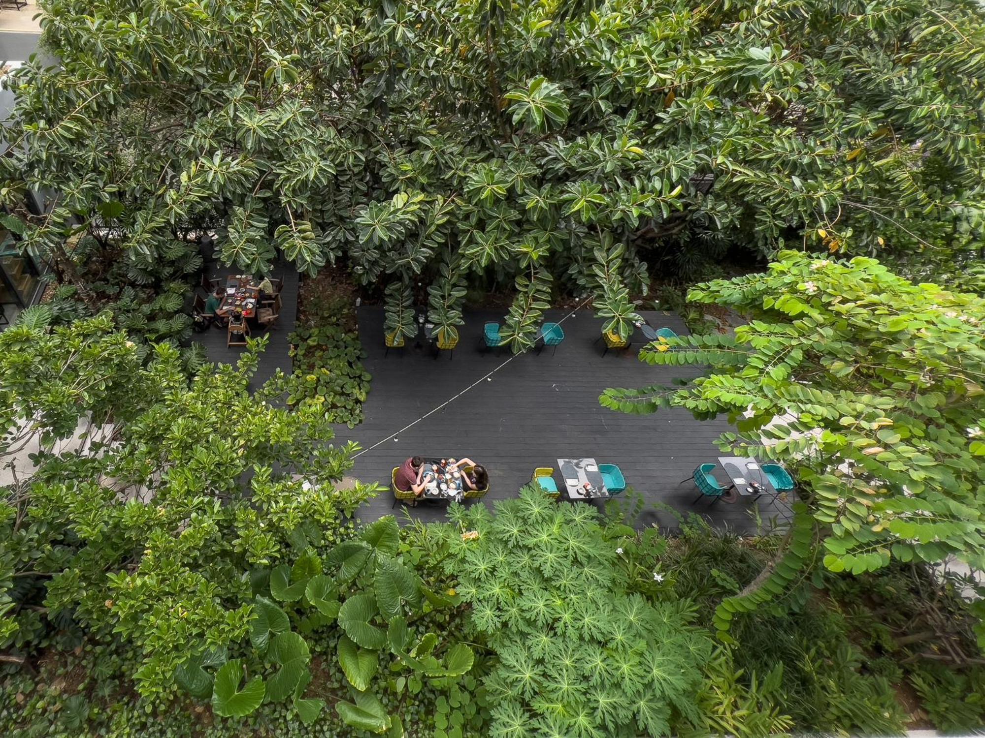 Hotel Indigo Phuket Patong By Ihg מראה חיצוני תמונה The Jungle Cruise at Disneyland