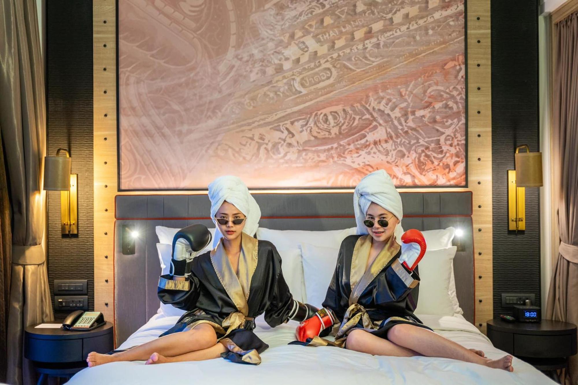 Hotel Indigo Phuket Patong By Ihg מראה חיצוני תמונה The Twins