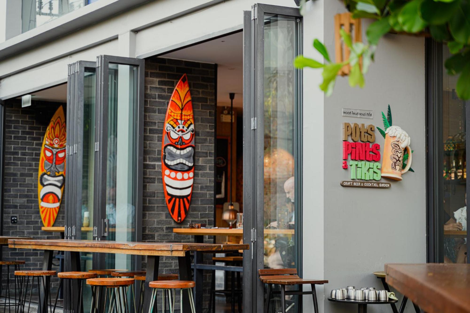 Hotel Indigo Phuket Patong By Ihg מראה חיצוני תמונה The exterior of the bar